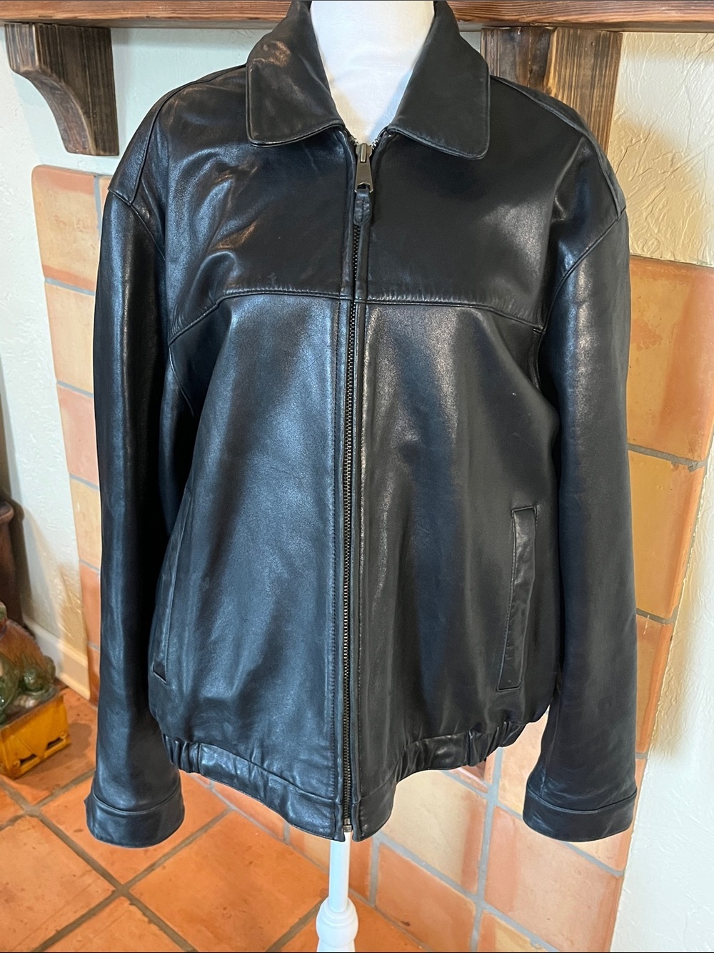 Dockers Black Lamb Leather Bomber Jacket, size L - Picture 2 of 13